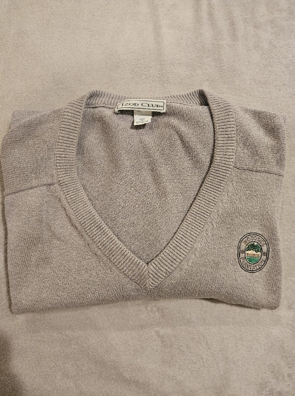 Vintage Izod Club Men’s V-Neck Sweater – Gray – XL